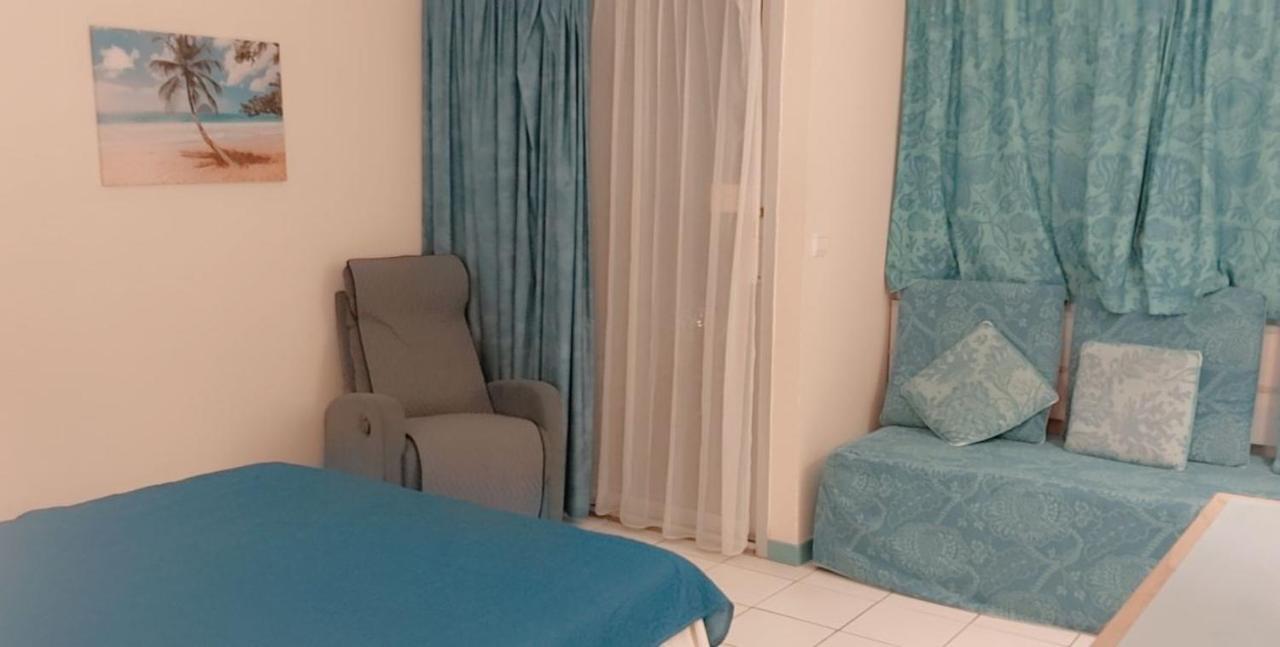 لي تروا زيليه Studio Dans Residence Hoteliere Aux 3Ilets Pointe Du Bout Residence La Marina Carayou المظهر الخارجي الصورة